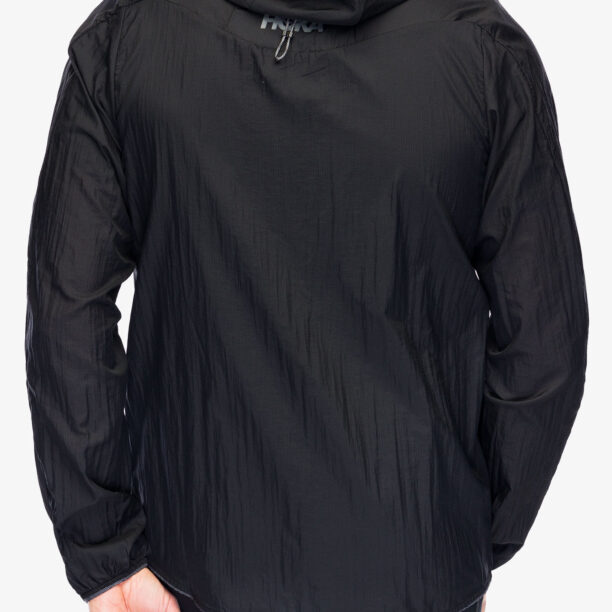 Geaca de vant Hoka Skyflow Jacket - black preţ