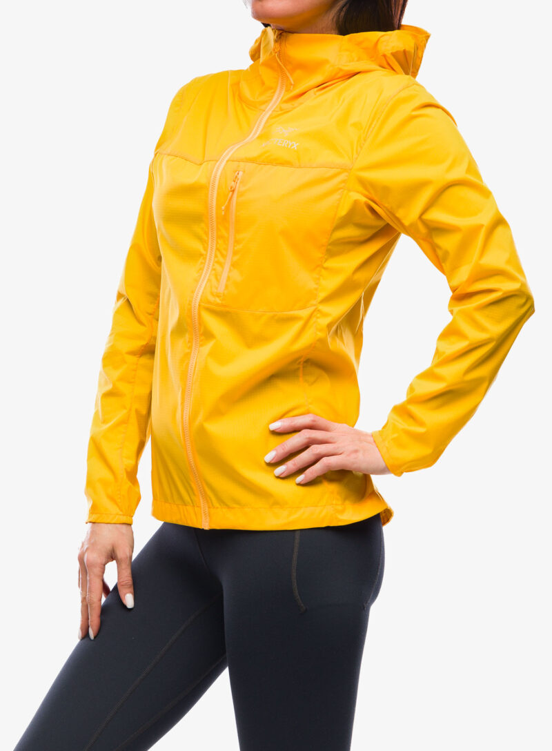 Cumpăra Geaca de vant femei Arcteryx Squamish Hoody - edziza