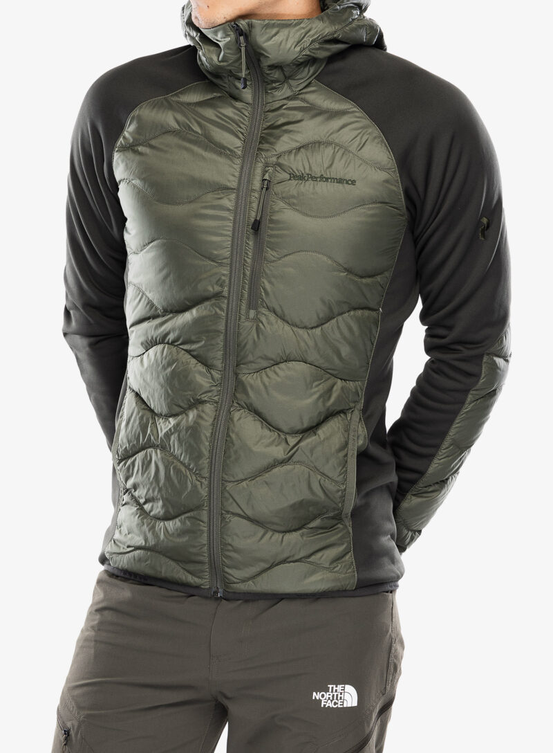 Preţ Geaca hibridă Peak Performance Helium Down Hybrid Hood - olive extreme