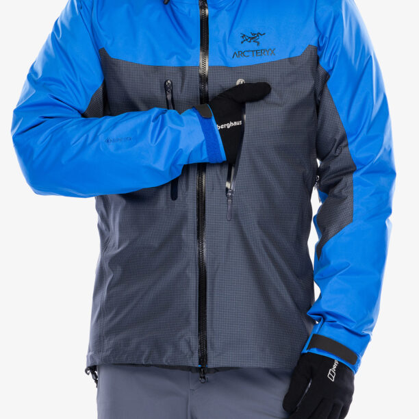 Cumpăra Geaca impermeabila Arcteryx Alpha Jacket - lt vitality/black sapphire