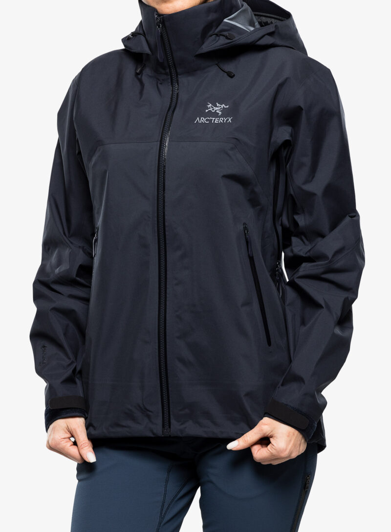 Cumpăra Geaca impermeabila femei Arcteryx Beta AR Jacket - black sapphire