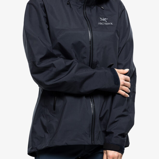 Preţ Geaca impermeabila femei Arcteryx Beta AR Jacket - black sapphire