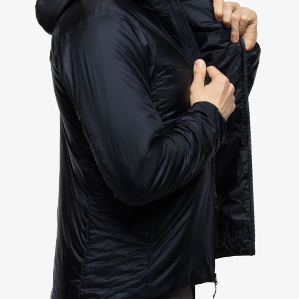 Preţ Geaca izolată Arcteryx Nuclei Hoody - black sapphire