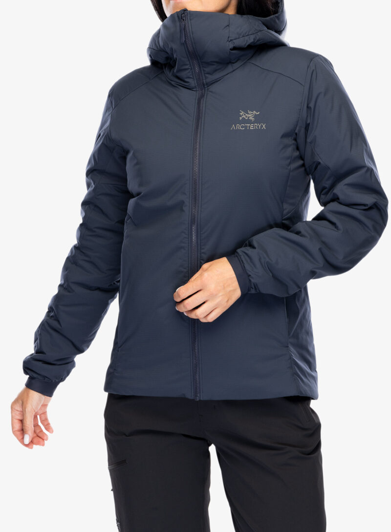 Cumpăra Geaca izolată pentru femei Arcteryx Atom Heavyweight Hoody - black sapphire