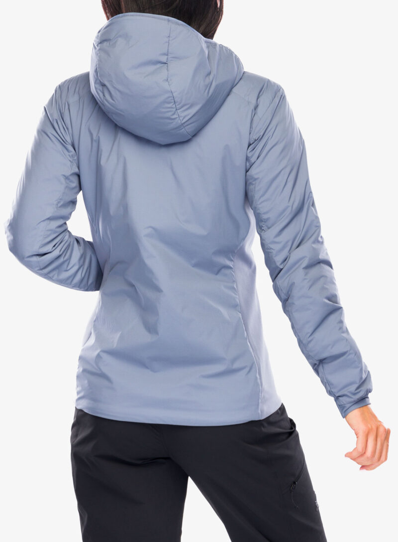 Geaca izolată pentru femei Arcteryx Atom Hoody - stratus preţ