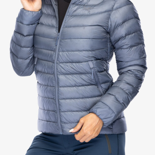 Cumpăra Geaca matlasata femei Arcteryx Cerium Hoody - stratus