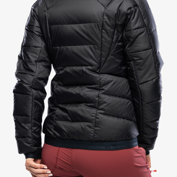 Geaca matlasata femei BlackYak Niata Jacket - black beauty preţ