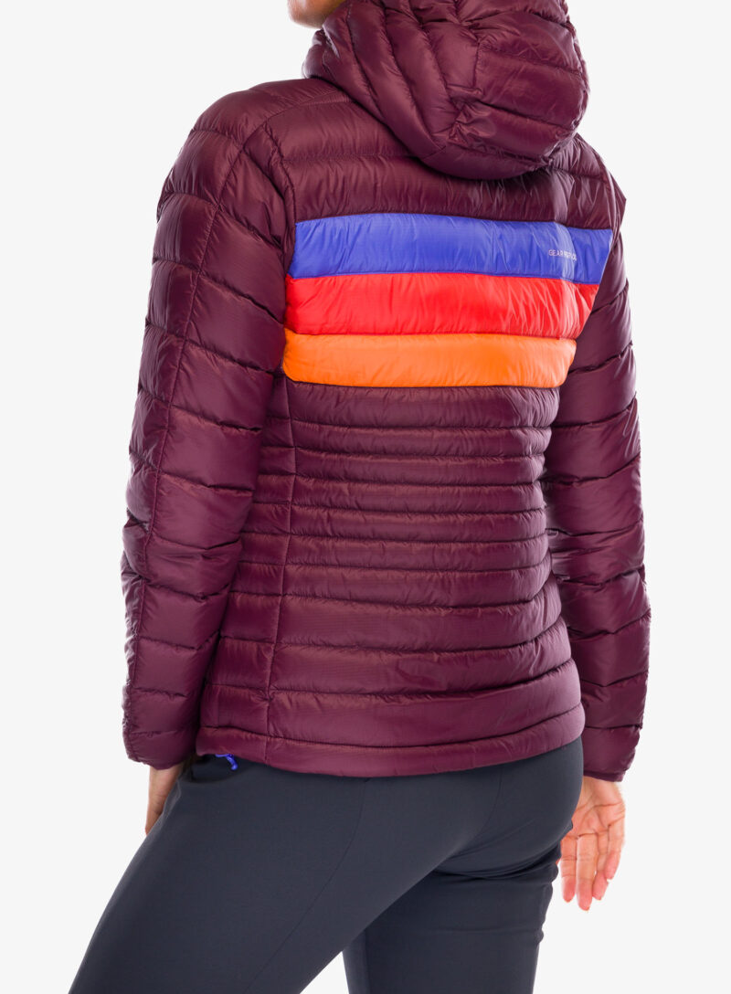 Geaca matlasata femei Cotopaxi Fuego Down Hooded Jacket - wine stripes preţ