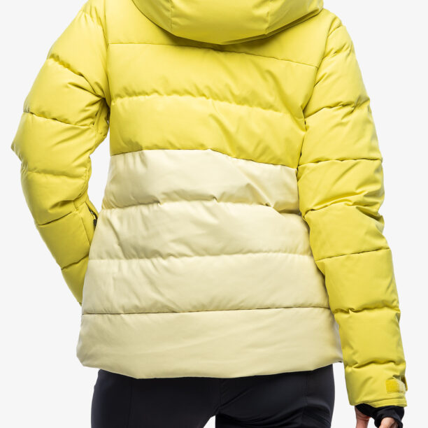 Geaca matlasata femei Marmot Slingshot Jacket - limelight/wheat preţ