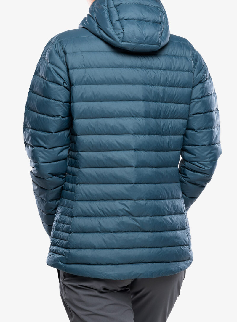 Geaca matlasata femei Mountain Equipment Earthrise Hooded Jacket - majolica blue preţ