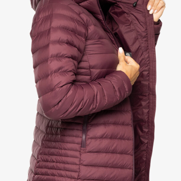 Preţ Geaca matlasata femei Mountain Equipment Earthrise Hooded Jacket - raisin