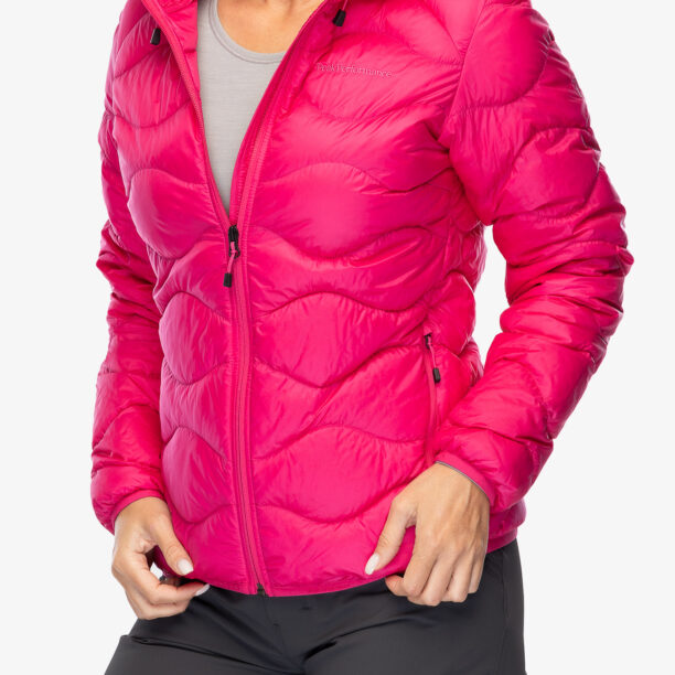 Cumpăra Geaca matlasata femei Peak Performance Helium Down Hood Jacket - beetroot purple