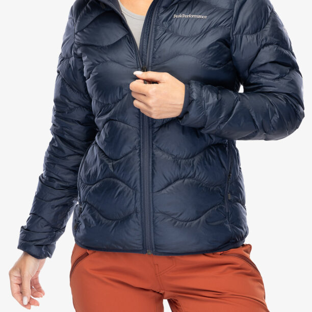 Cumpăra Geaca matlasata femei Peak Performance Helium Down Hood Jacket - blue shadow/shadow