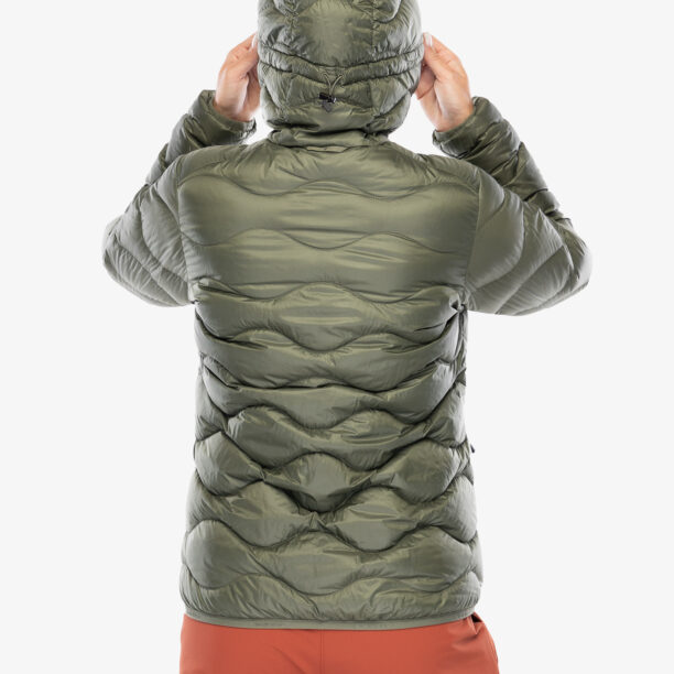 Original Geaca matlasata femei Peak Performance Helium Down Hood Jacket - pine needle