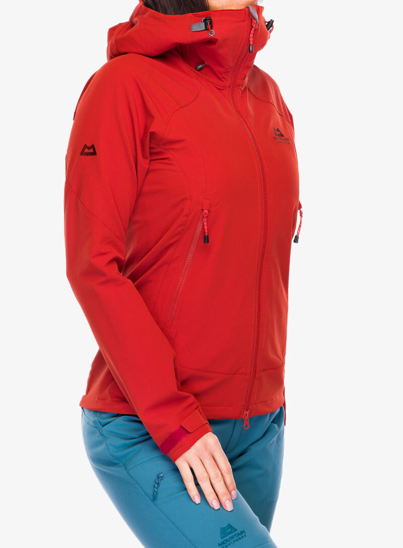 Cumpăra Geaca softshell femei Mountain Equipment Frontier Hooded Jacket - atlas red