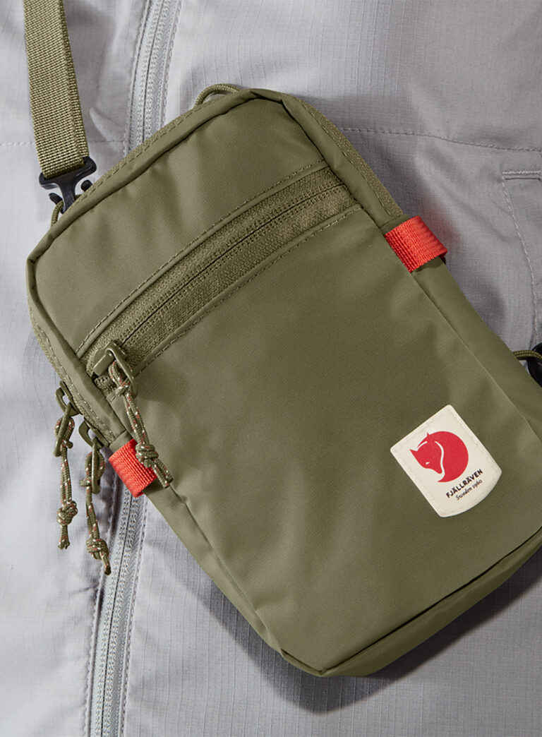 Preţ Geantă de oras Fjallraven High Coast Pocket - green