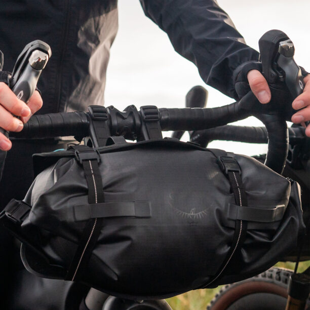 Geanta ghidon Osprey Escapist Handlebar Bag L - black preţ