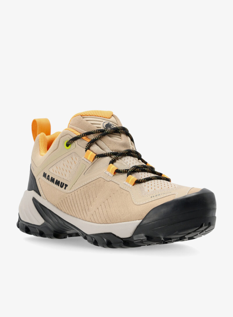 Cumpăra Ghete trekking femei Mammut Sapuen Low GTX - savannah/light tangerine