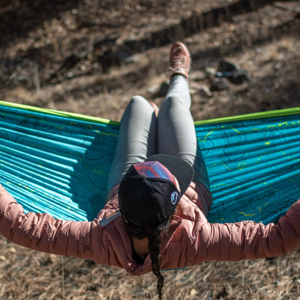 Preţ Hamac cu plasă de țânțari ENO DoubleNest Print - Giving Back Hammock - topo cdt/chartreuse