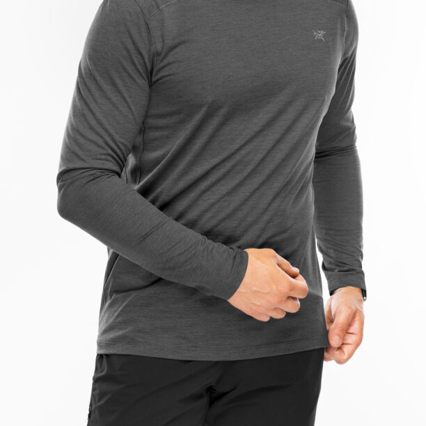 Cumpăra Hanorac alergare Arcteryx Cormac Crew Neck Shirt LS - blk heather