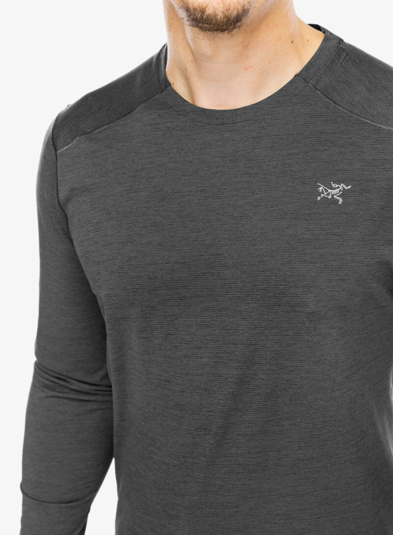 Original Hanorac alergare Arcteryx Cormac Crew Neck Shirt LS - blk heather