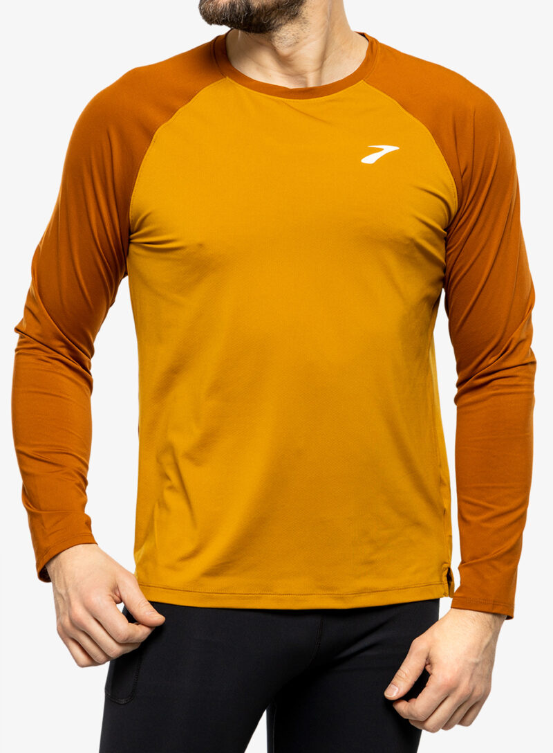 Preţ Hanorac alergare Brooks Atmosphere Long Sleeve 2.0 - ochre/hazelwood