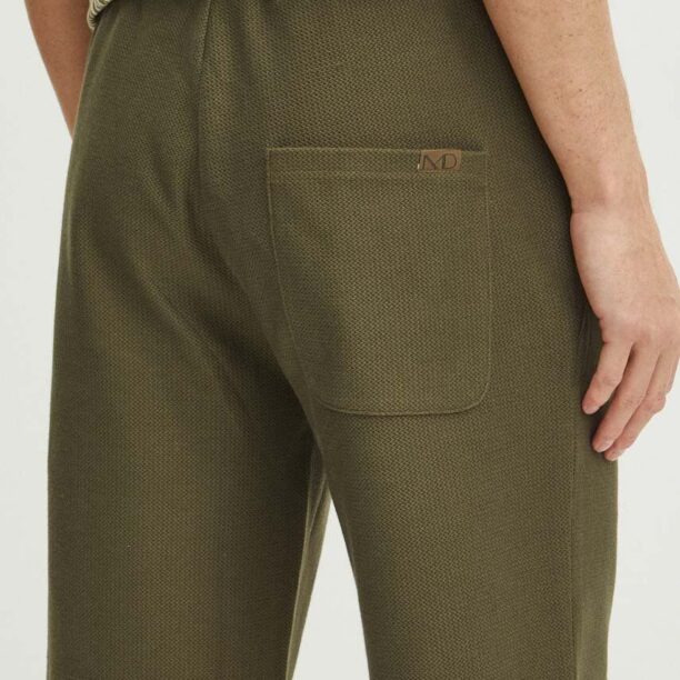 Medicine pantaloni scurti din bumbac culoarea verde preţ