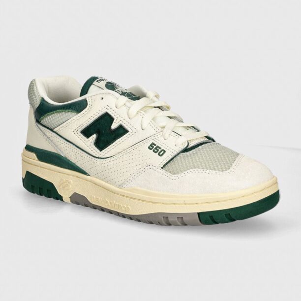 New Balance sneakers 550 culoarea bej