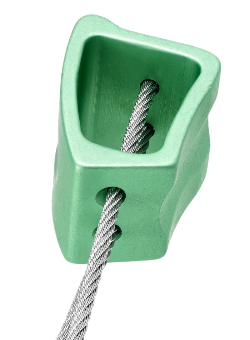 Nucă escalada DMM Wallnut 11 - green/green preţ