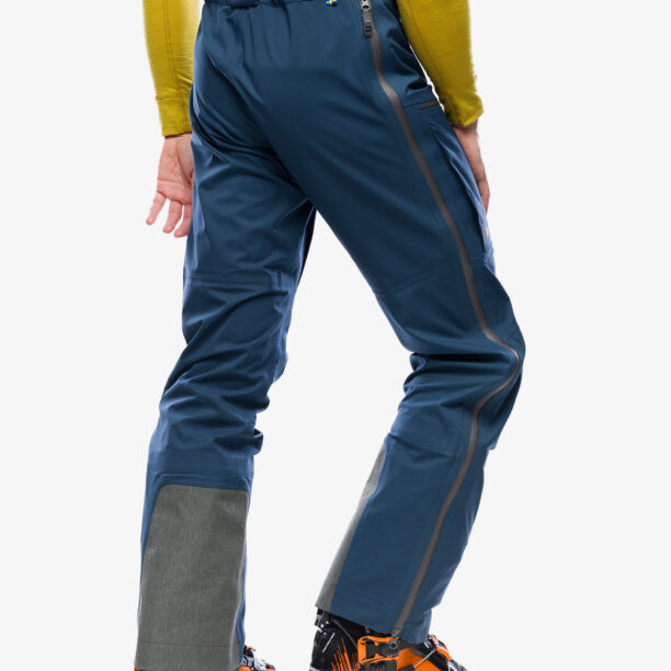 Pantaloni Fjallraven Bergtagen Eco-Shell Trousers - mountain blue preţ