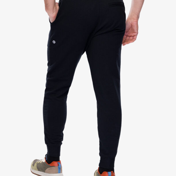 Preţ Pantaloni Stance Shelter Jogger - black