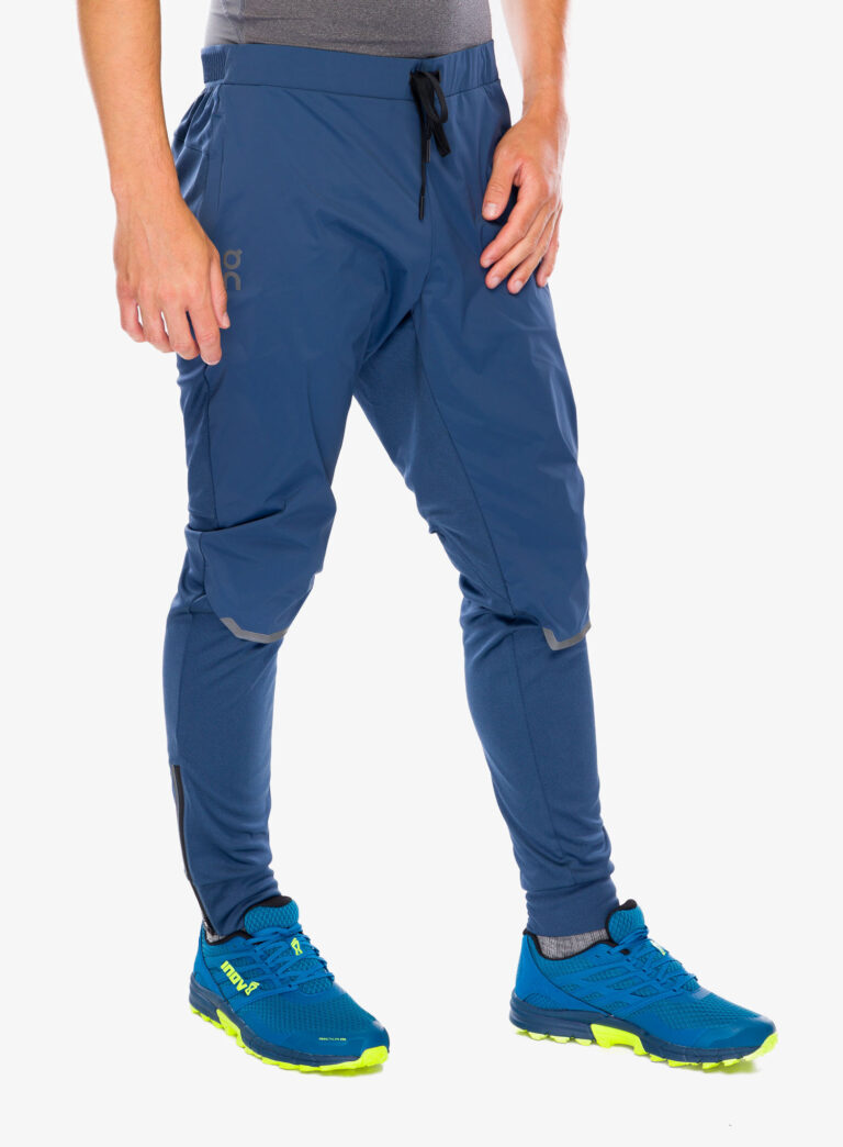 Pantaloni alergare On Running Weather Pants - denim/navy