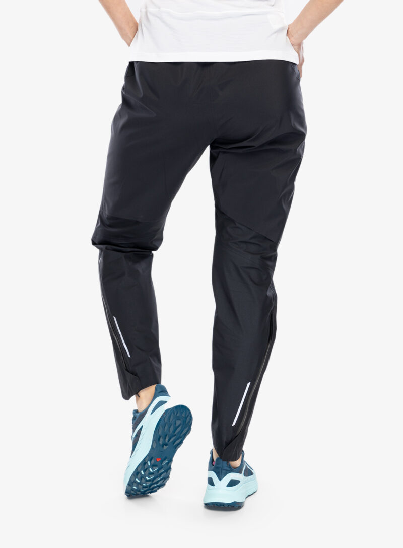 Pantaloni alergare femei Arcteryx Norvan Shell Pant - black preţ