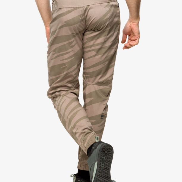 Preţ Pantaloni ciclism barbati Mons Royale Virage Pants - undercover camo