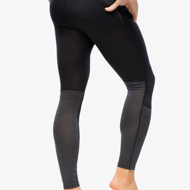 Preţ Pantaloni de corp barbati Icebreaker 125 ZoneKnit Leggings - black/jet