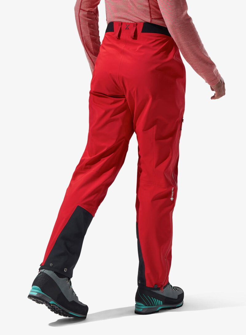 Pantaloni de munte femei Berghaus MTN Seeker GTX Pant - goji berry/haute red preţ