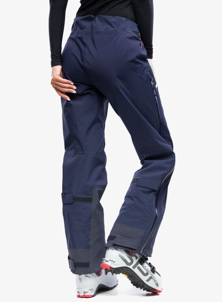 Preţ Pantaloni de munte femei Mammut Taiss Pro HS Pants - marine