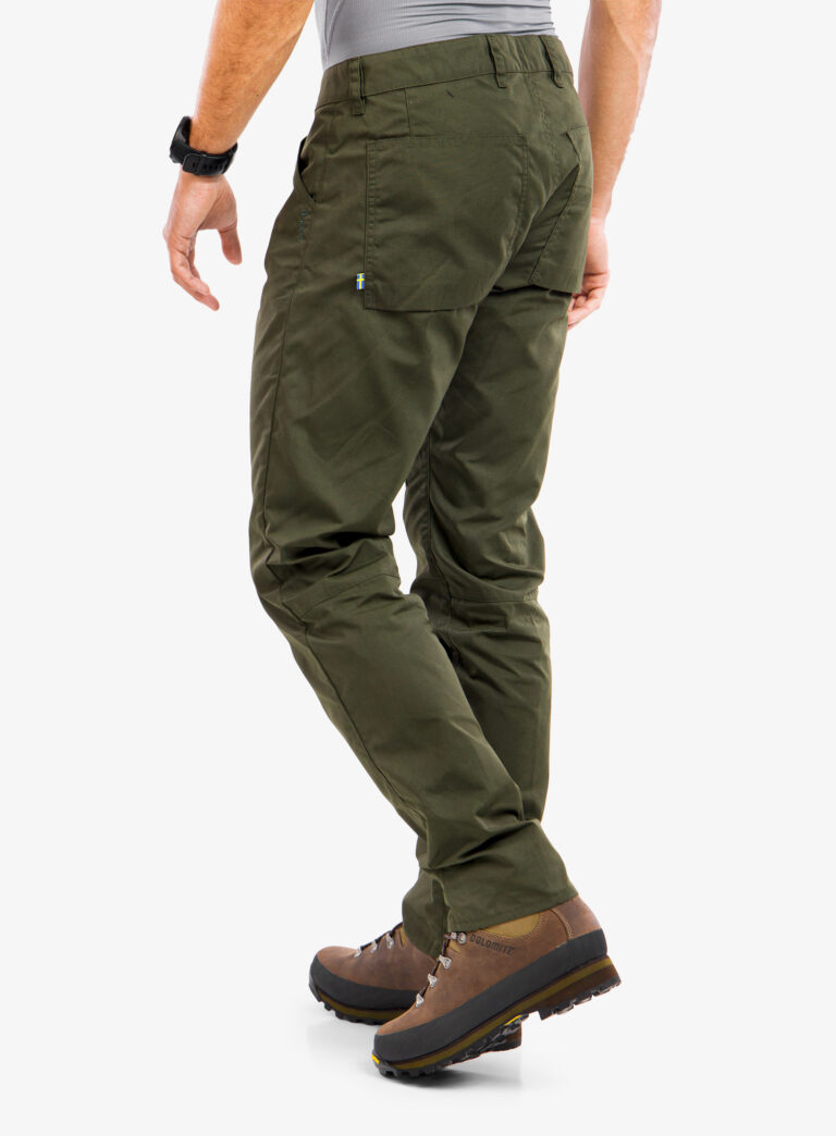 Preţ Pantaloni drumetie Fjallraven Greenland Jeans Regular - deep forest