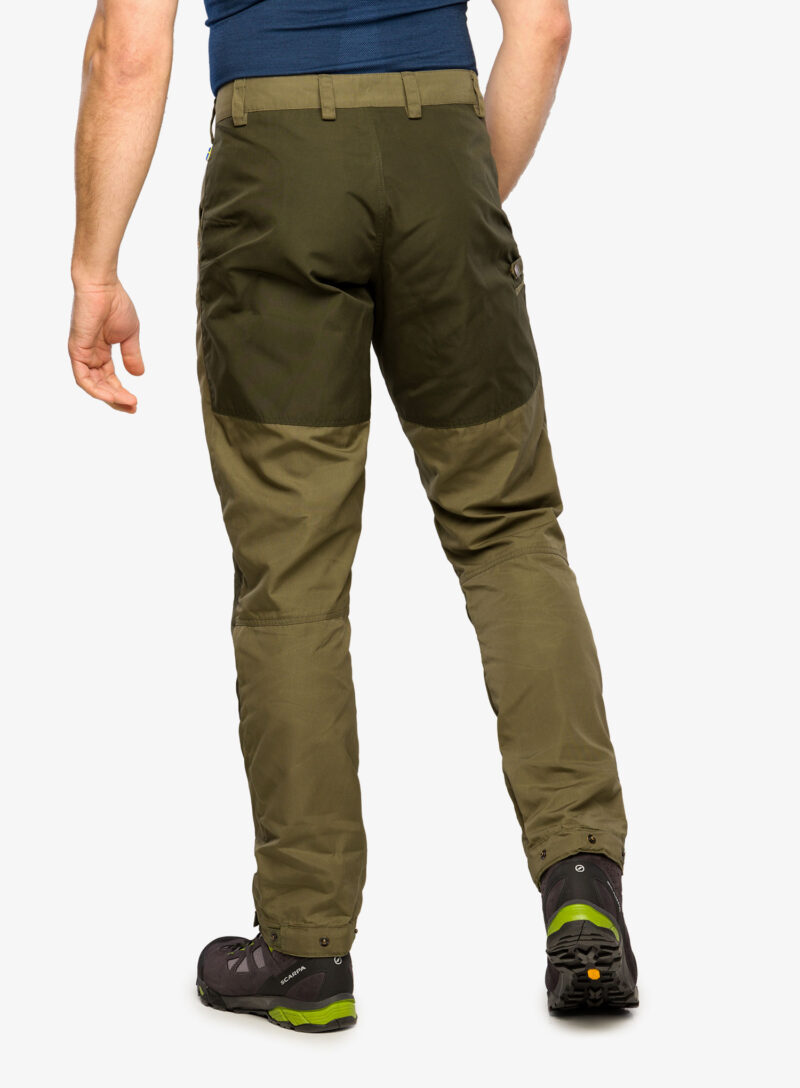 Pantaloni drumetie Fjallraven Greenland Trail Trousers - laurel green/deep forest preţ