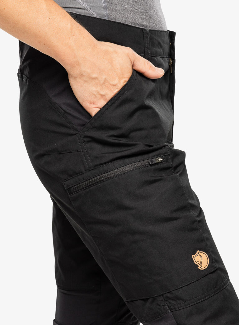 Pantaloni drumetie Fjallraven Kaipak Trousers - black - imagine 6