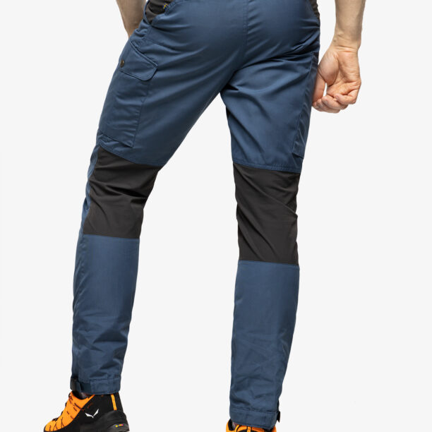 Pantaloni drumetie Fjallraven Kaipak Trousers - uncle blue/grey preţ