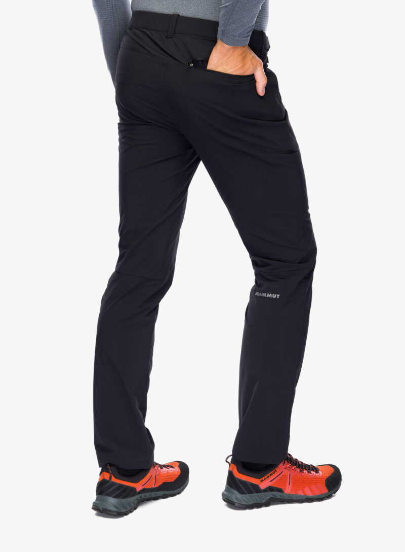 Pantaloni drumetie barbati Mammut Runbold Pants - black preţ