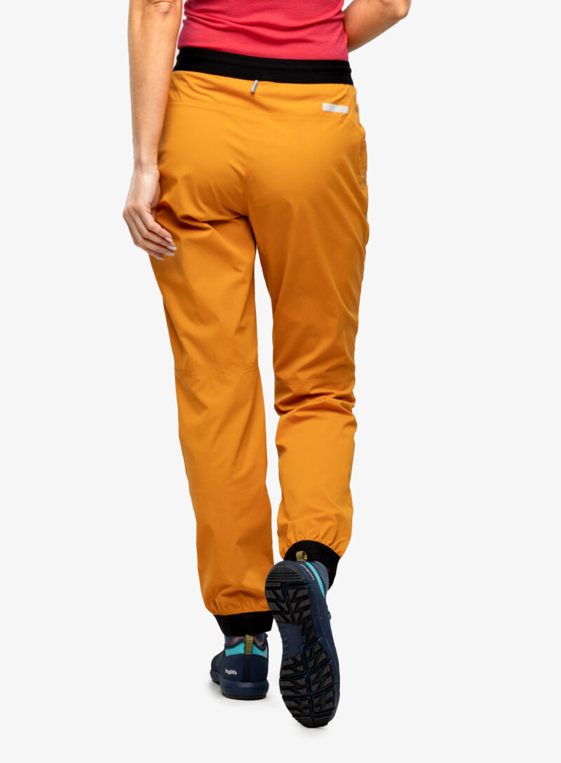 Pantaloni drumetie femei Haglofs L.I.M Fuse Pant - desert yellow preţ