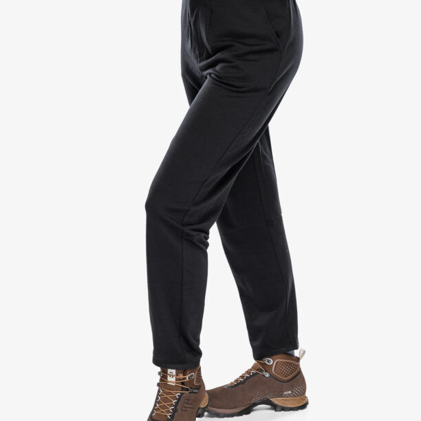 Original Pantaloni drumetie femei Icebreaker Merino IB X TNF Pants - black