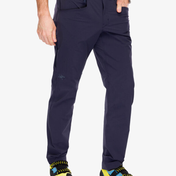 Cumpăra Pantaloni escalada Arcteryx Konseal Pant - black sapphire