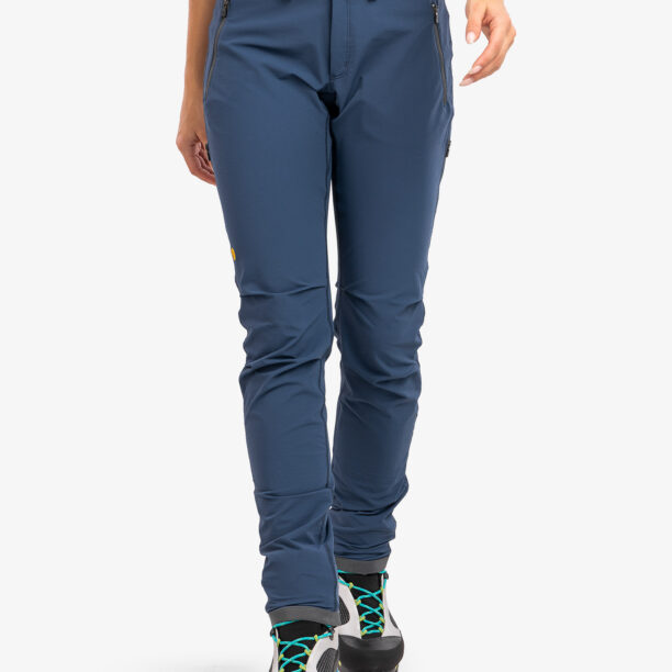 Cumpăra Pantaloni femei Fjallraven Bergtagen Stretch Trousers - mountain blue