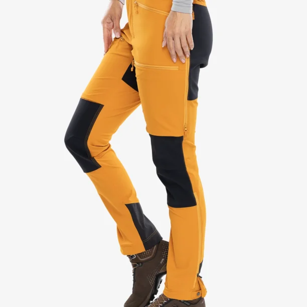 Preţ Pantaloni femei Haglofs Rugged Slim Pant - desert yellow/true black