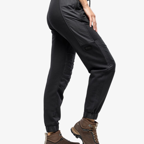 Preţ Pantaloni femei Mons Royale Decade Pants - black