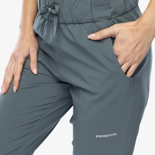 Original Pantaloni femei Patagonia Terrebonne Joggers - lose it nouveau green