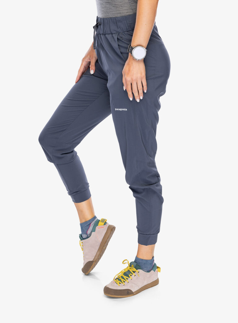 Preţ Pantaloni femei Patagonia Terrebonne Joggers - smolder blue